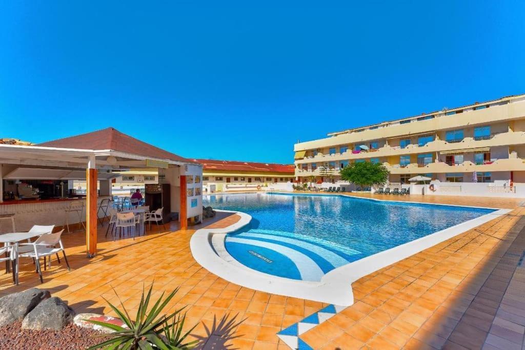Acogedor Apartamento Con Vistas Al Mar 아데제 외부 사진