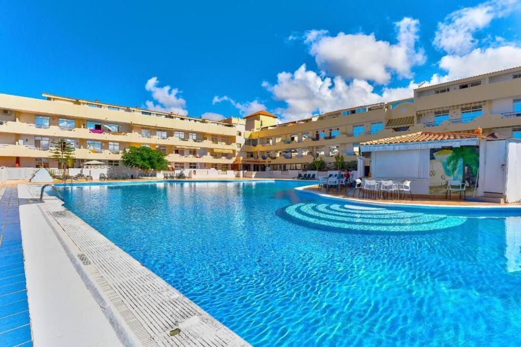 Acogedor Apartamento Con Vistas Al Mar 아데제 외부 사진